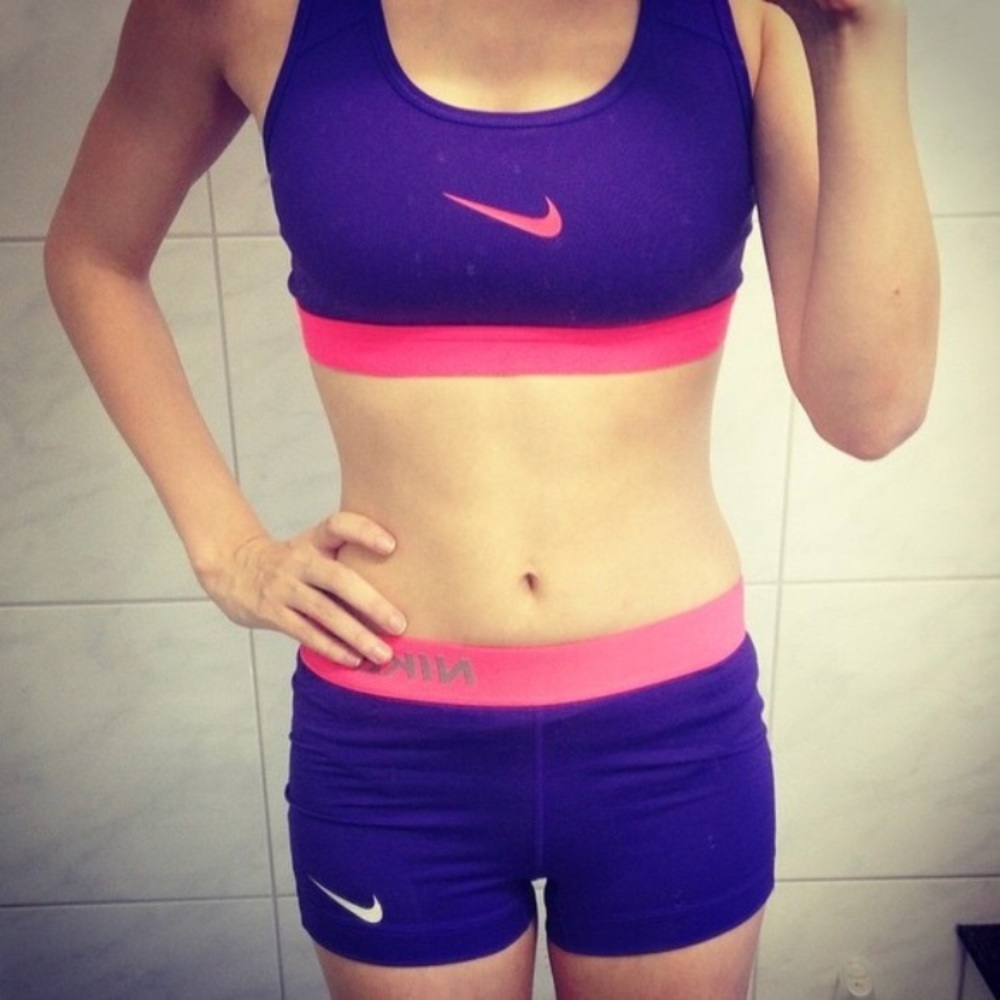 NWOT Nike Drifit Classic Sports Bra Blue/Coral S
